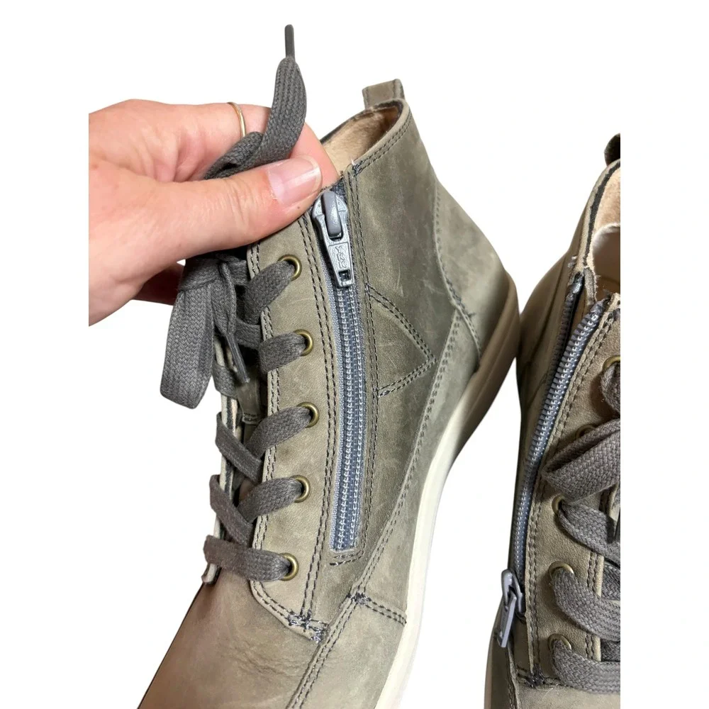 Vionic Shawna Olive Water Resistant Leather Side Zip Lace up Ankle Booties - 7W